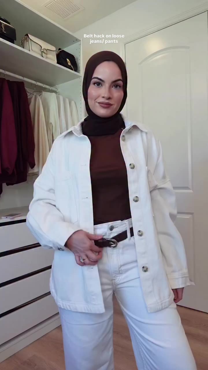 Belt hack on loose jeans/ pants! ✨ Jacket & Jeans @abercrombie Hijab…