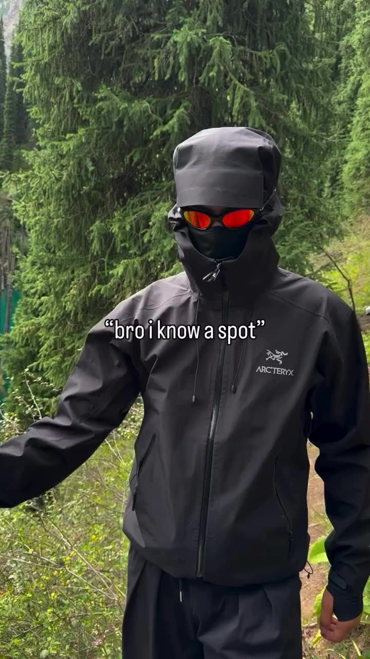 Trust in bro 📷 @xva_jusipov @staffhaus