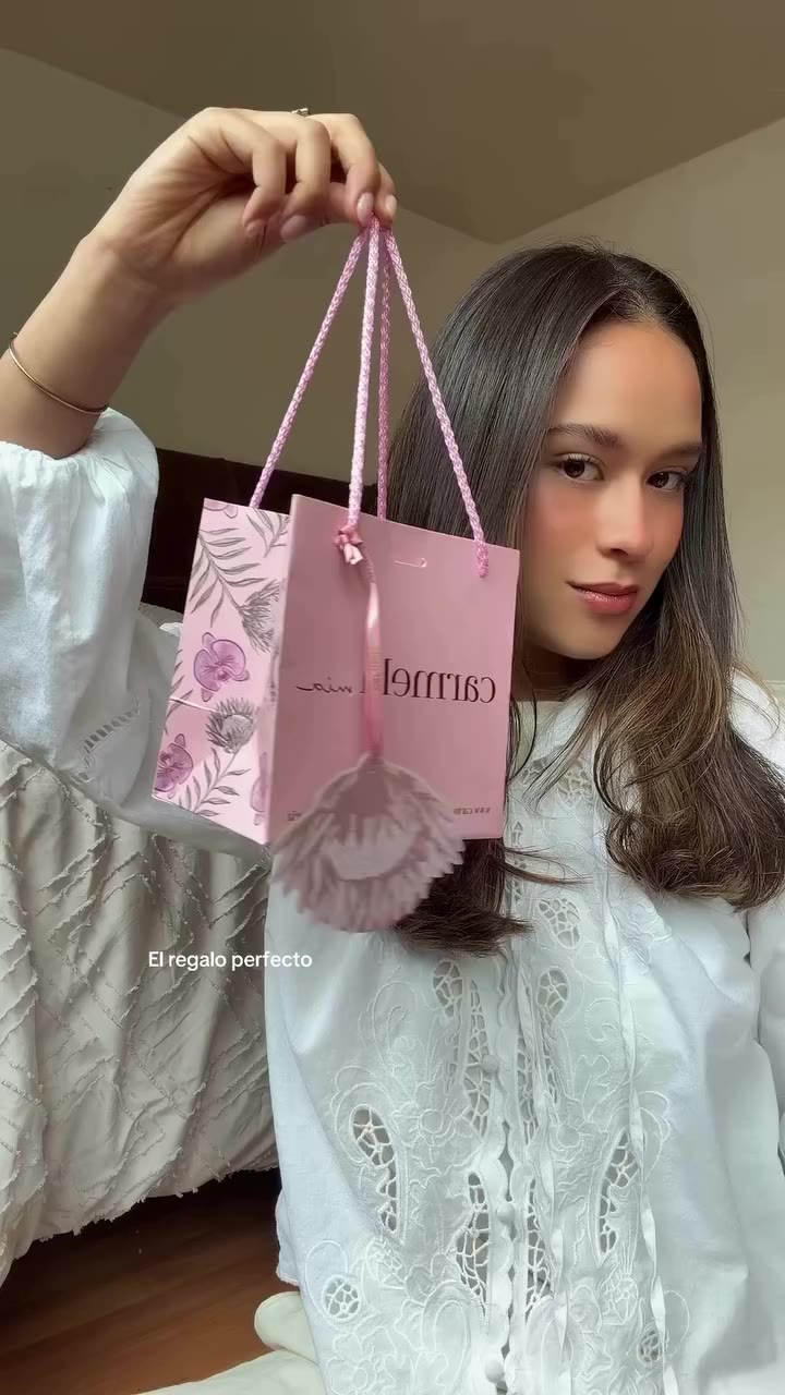 ✨ Unboxing de tu nueva pieza favorita ✨ Una inicial, un significado y una…