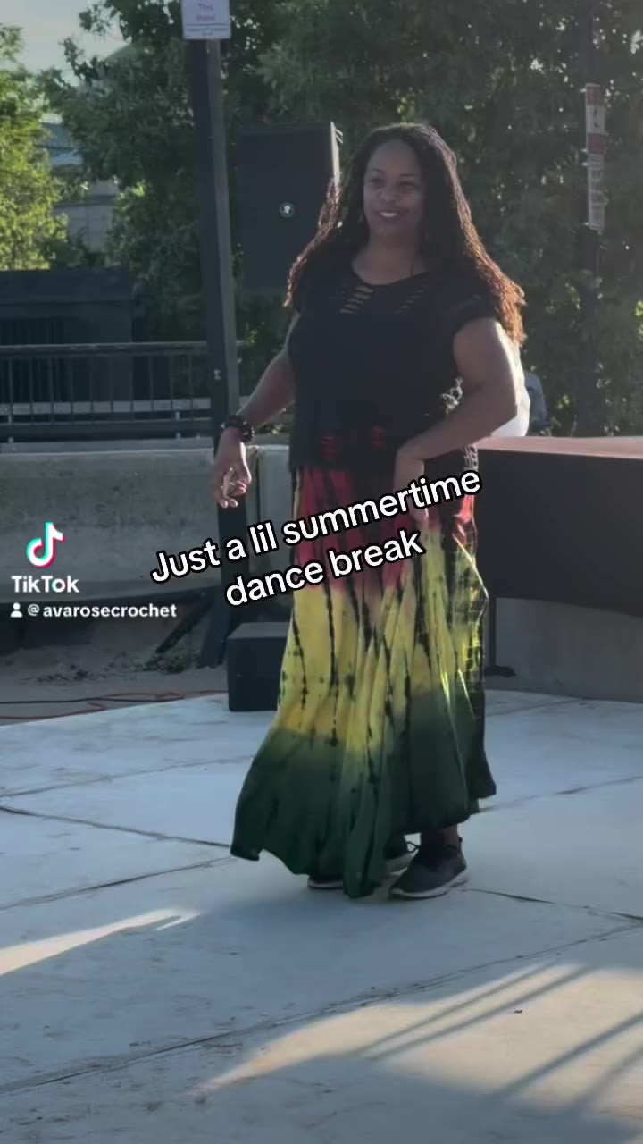 Dancing brings me joy…but dancing in the sun, at the beach, in Chicago to…