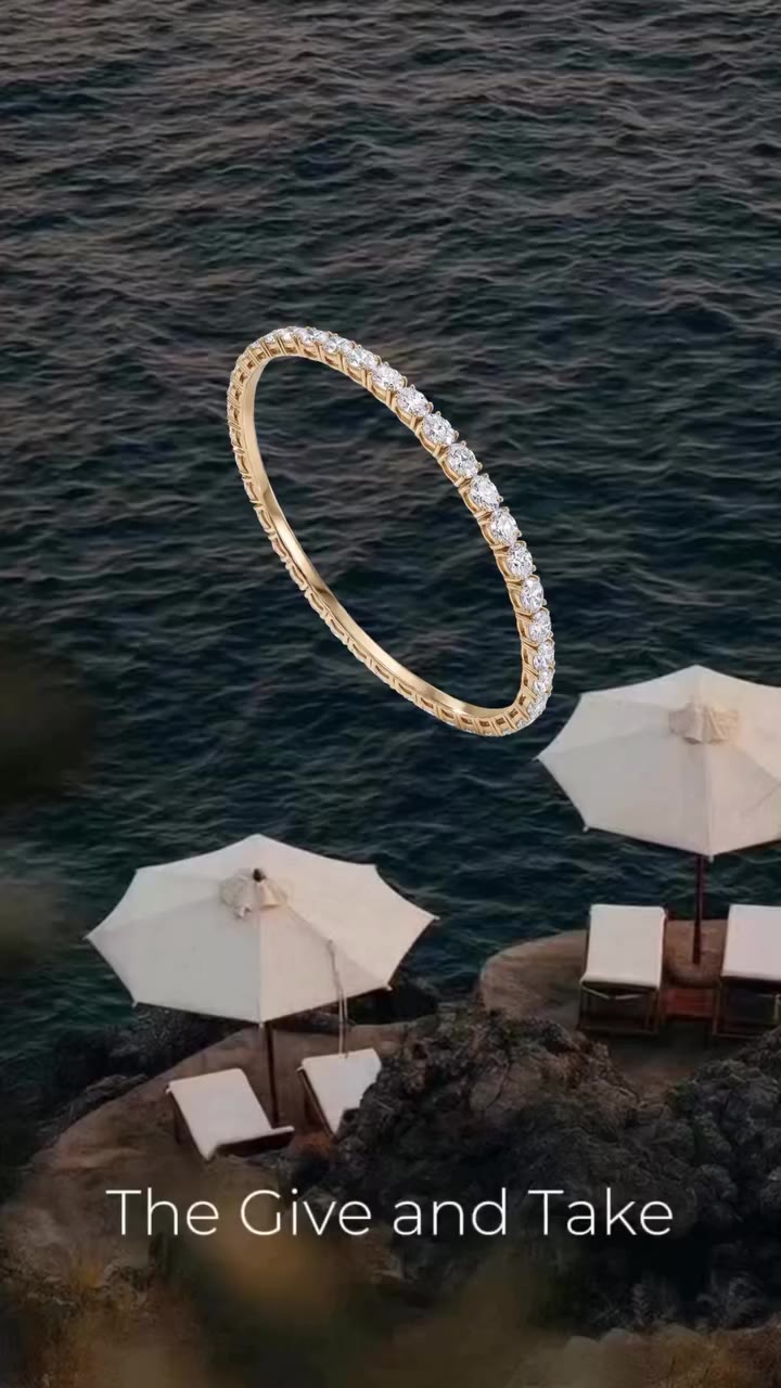 Why choose one when you can swap? Gold and lab-grown diamonds, made to be…