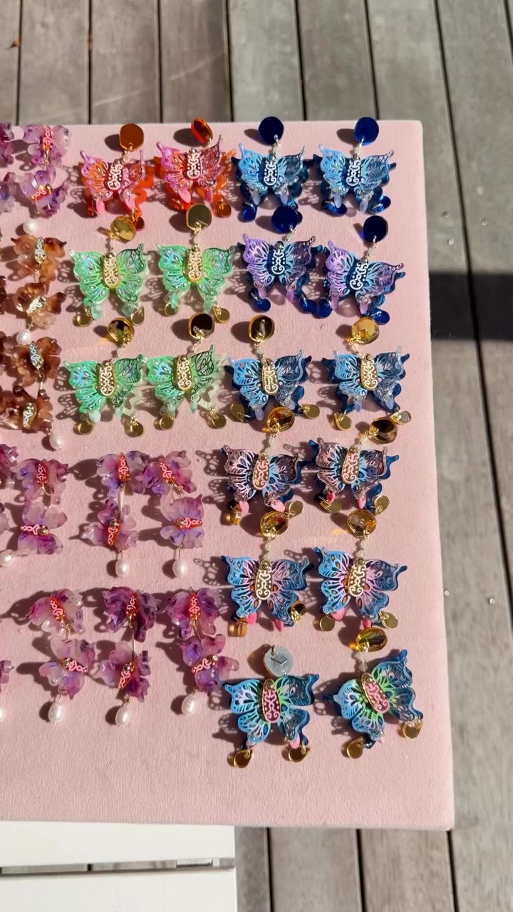 The butterflies are ready to take flight @bigdesignmarket this weekend in…