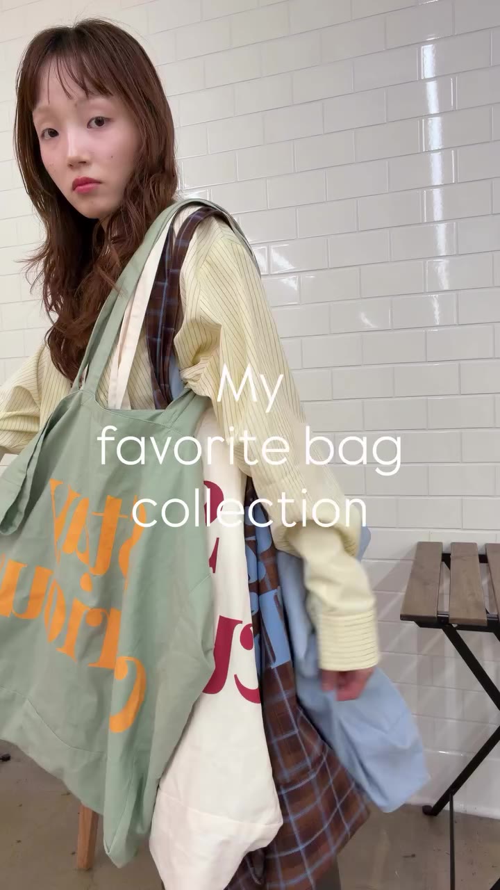 9/17〜のノベルティ色迷う( ◠‿◠ ) ⁡ ¥12.000以上お買い上げでプレゼントです♡ ⁡ プロフィールのURLからチェックしてね＾＾ ⁡…