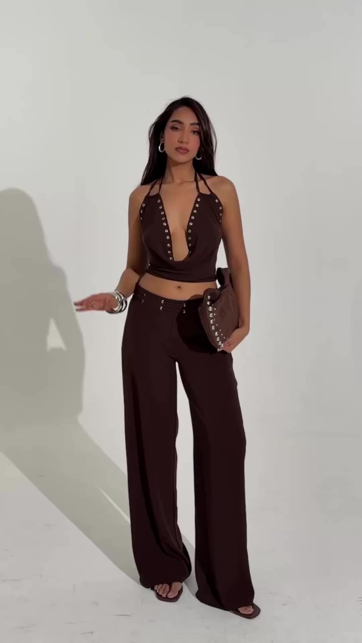 We’re still not over this one 🙂‍↕️🫶 shop the looks online & In-store