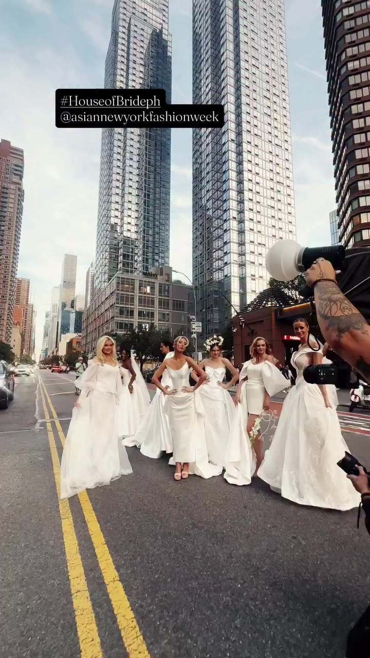 New york Fashion week is Crazy fabulous! Just some Behind the scenes!…