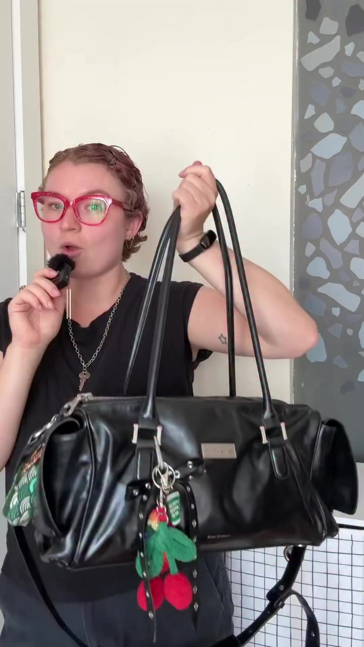 What’s in my bag for NYFW with @aeststudios #aeststudios #aestbags…