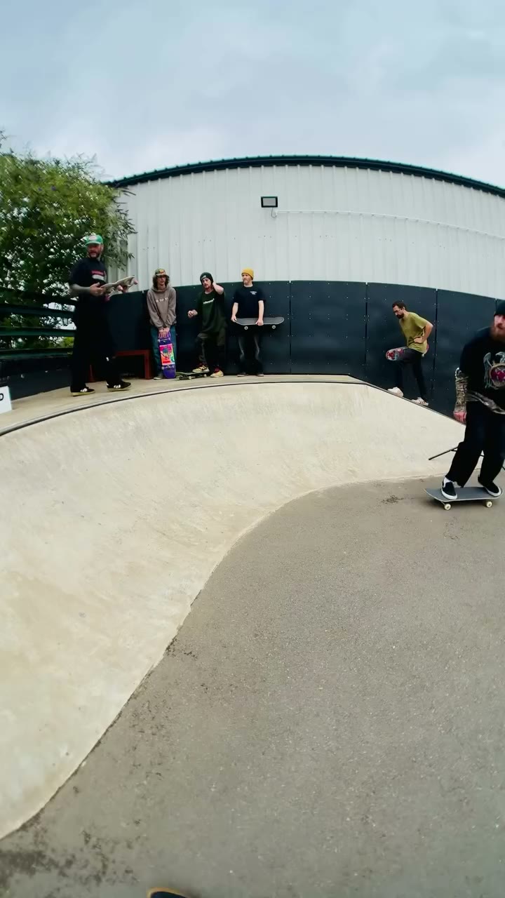 Rad times 🤟 Stocked on winning best trick @rad_skateboarding__ @rollersnakes…