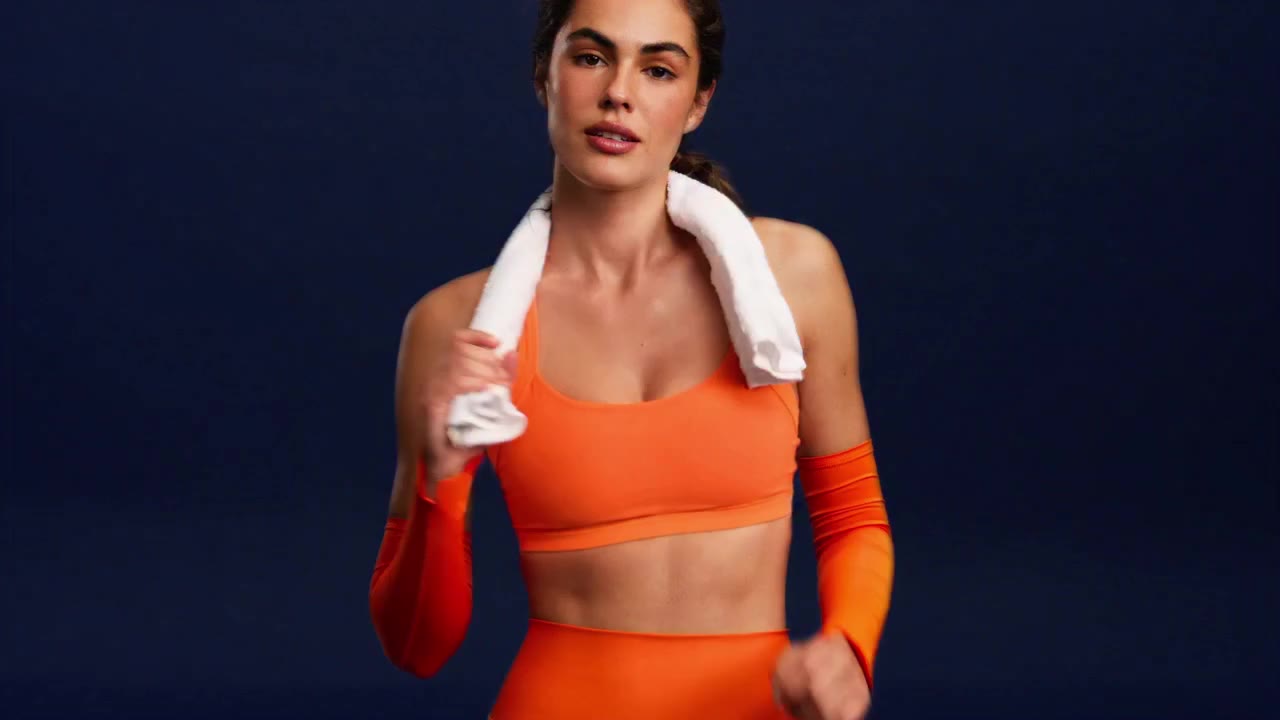 Old Navy is making moves 💪💙 Introducing @oldnavysport, @oldnavy’s new…
