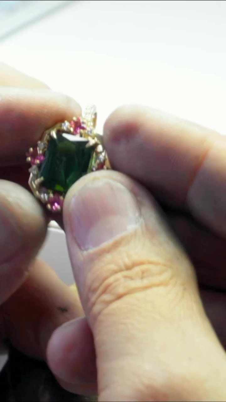 Every jewel has a story. In partnership with LearnTrip, we had the honor of…