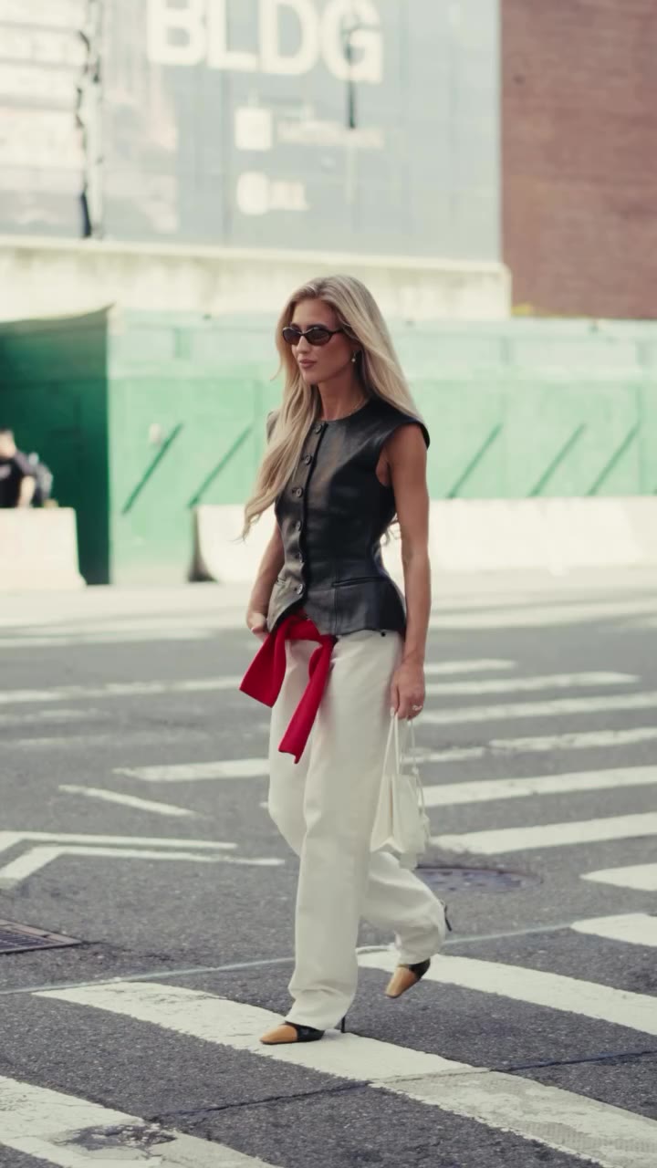 @emilisindlev x @magdabutrym #nyfw #magdabutrym #nyc