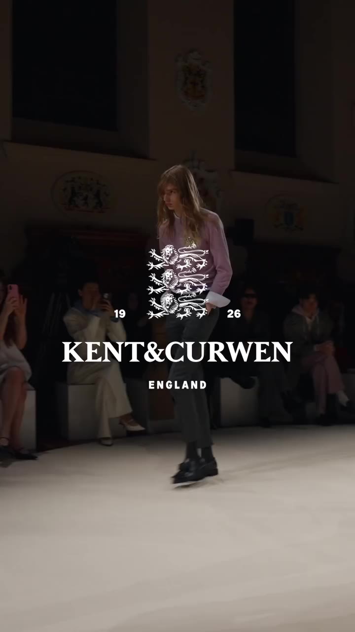 Autumn/Winter 2026 KENT&CURWEN Look 11. #kentandcurwen Video: @tayo.rap