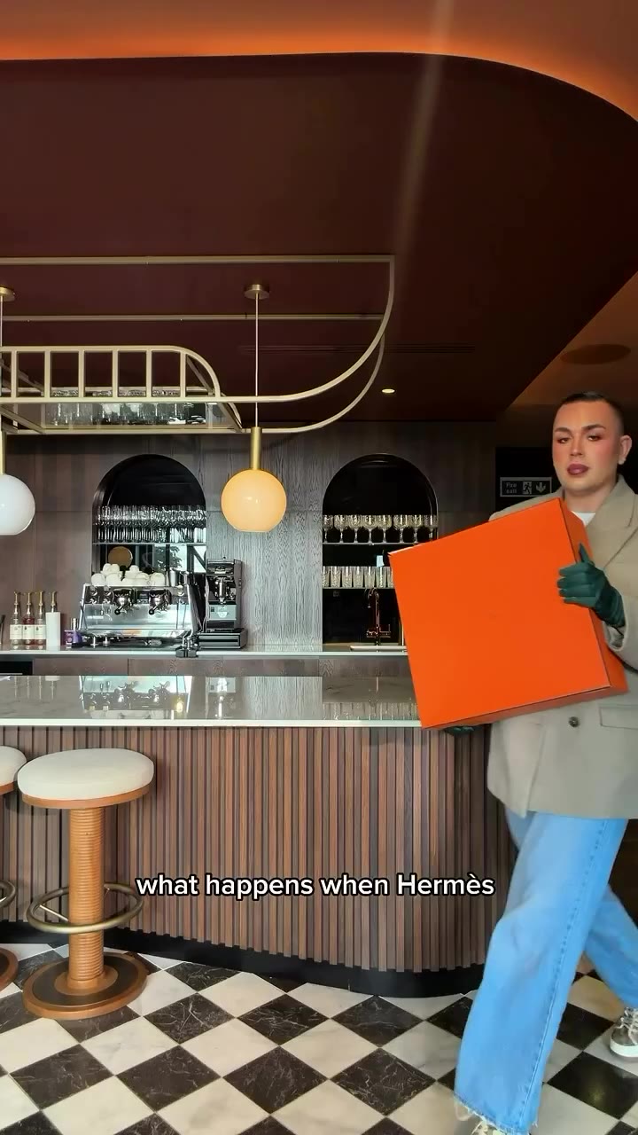 A Birkin built to actually carry things. The Hermès Cargo Birkin takes one of…