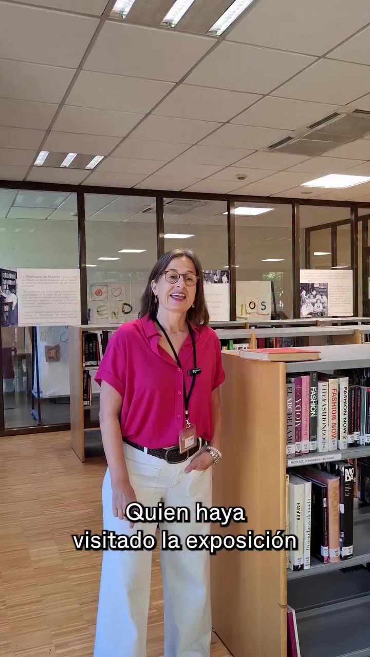 📖🏛️Sacamos de las estanterías tres libros con contenidos variadisimos…