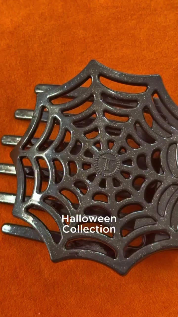 Turns out the best Halloween treats aren’t in the candy bowl. 🎃 The Halloween…