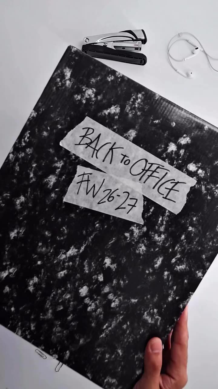Back to Office 🖤📆