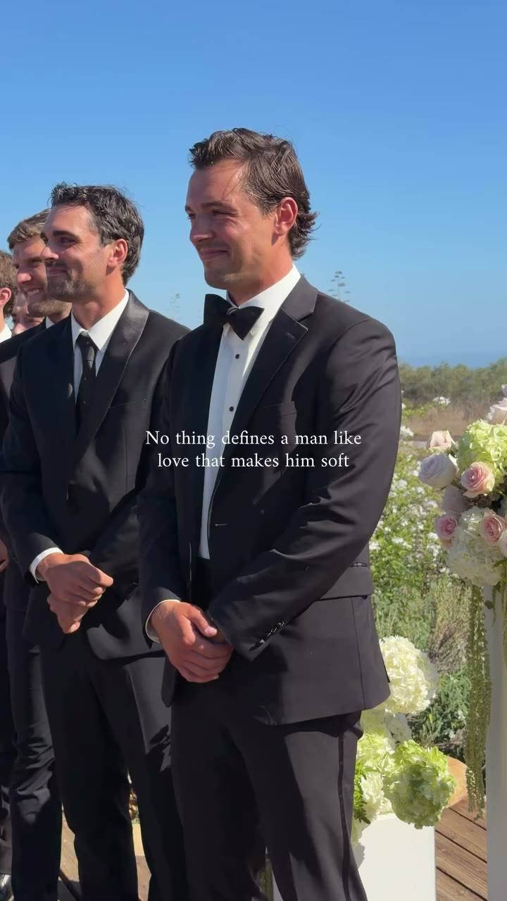 The most wholesome reaction to seeing his bride walk down the aisle 🤍 Venue…