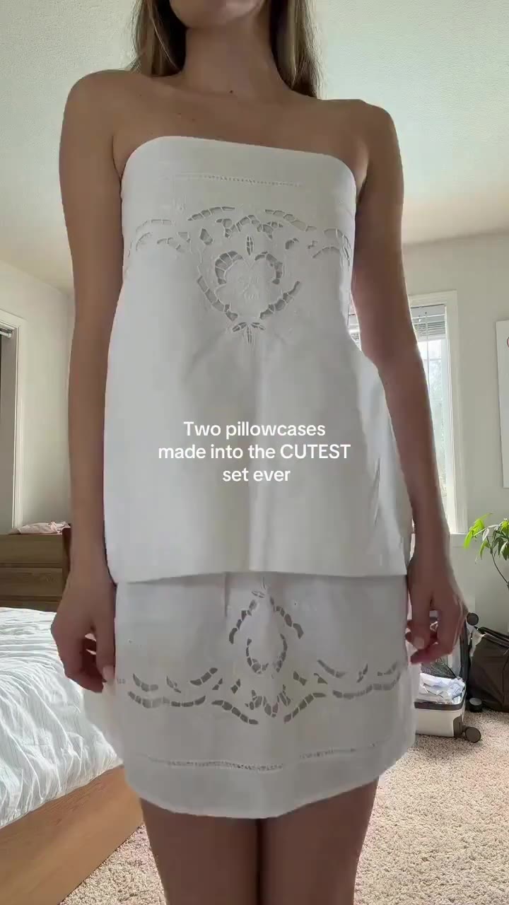Giving vintage pillowcases a new life! 🤍🧺