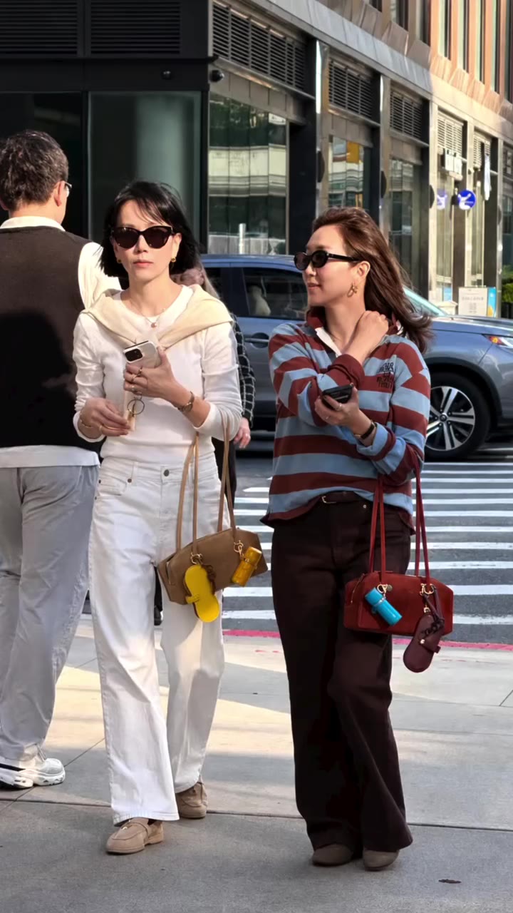 디에치 르빵 슬림 스웨이드, 9월 30일에 오픈합니다. 댓글 남겨주시면 오픈시 디엠전달드릴게요. 감사합니다. 💛 - - …