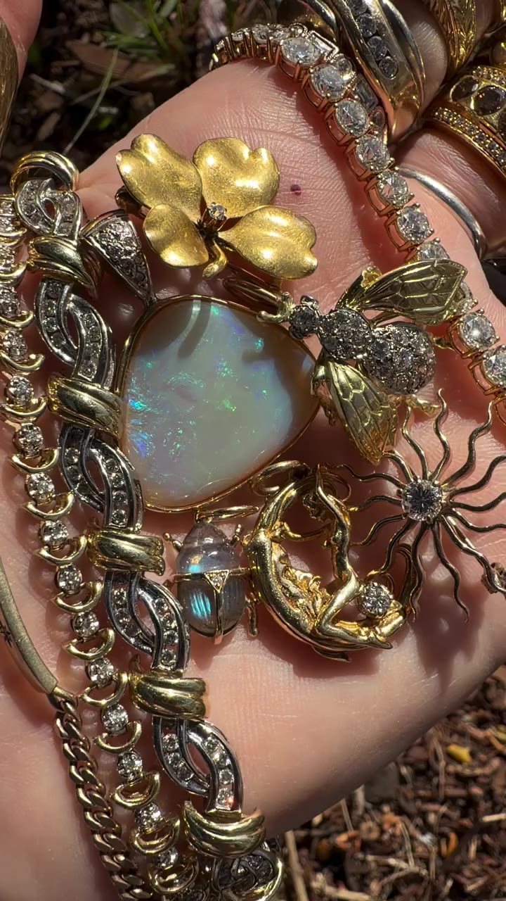 Sometimes you just need a little sparkle in your life 💖 Each piece has been…