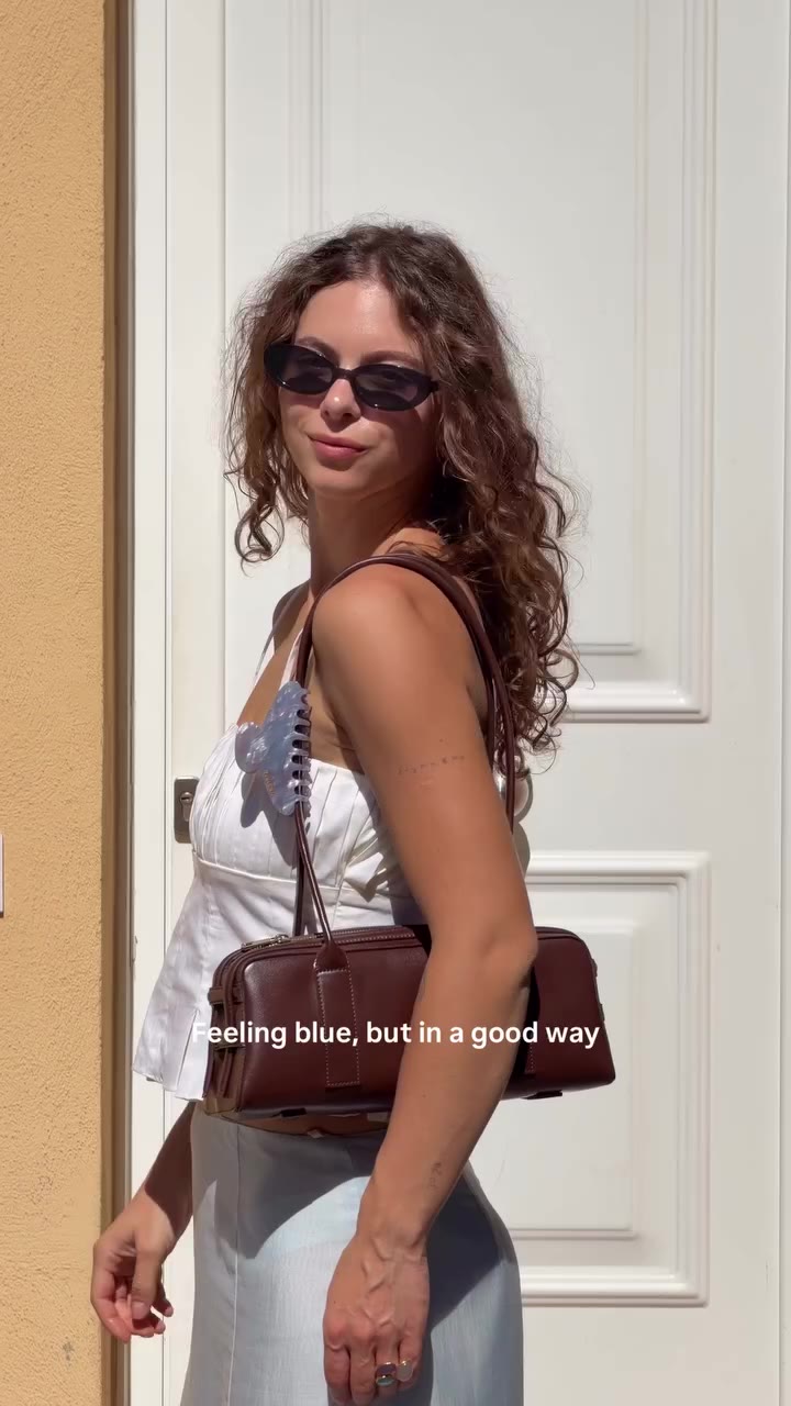 For the girls who love blue 🌀 #VESITIA