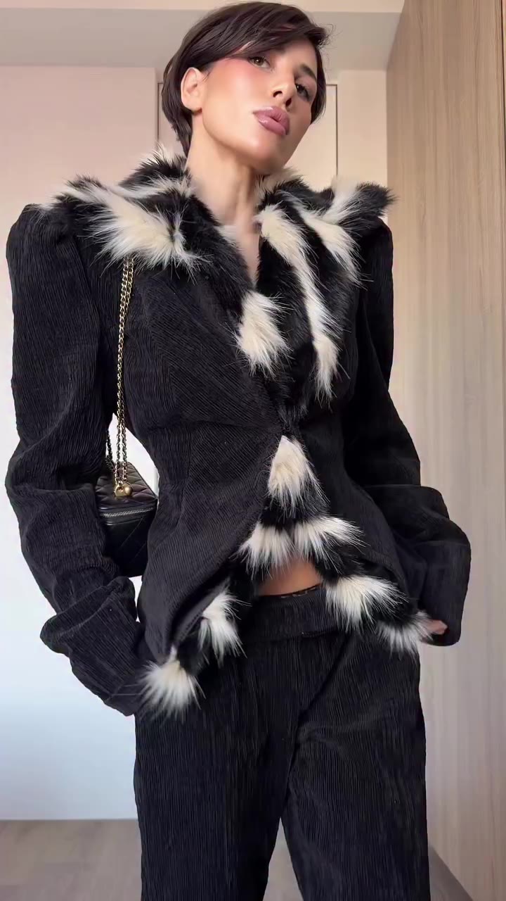 Жакет и брюки расклешенные Калипсо из коллекции FW 26/27 на Полине…