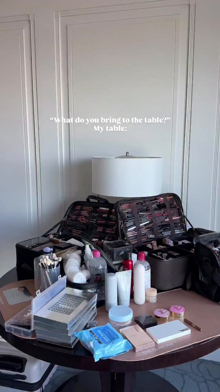I was asked what I bring to the table… So I brought my kit 💁🏼‍♀️…