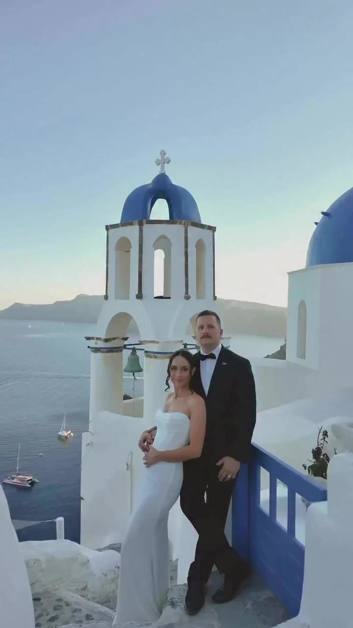 Congratulations Renee!!! Eloped to Santorini in @kyhabride DUKE 🤍…