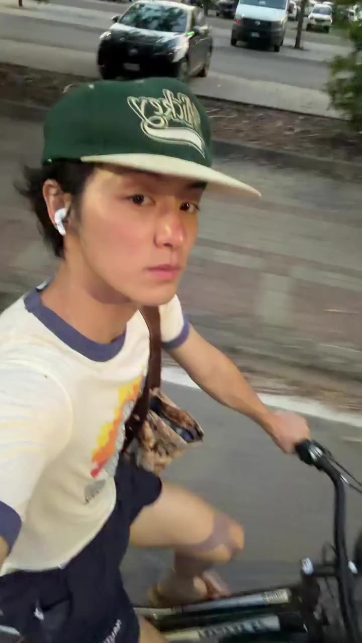 🌙 🚲