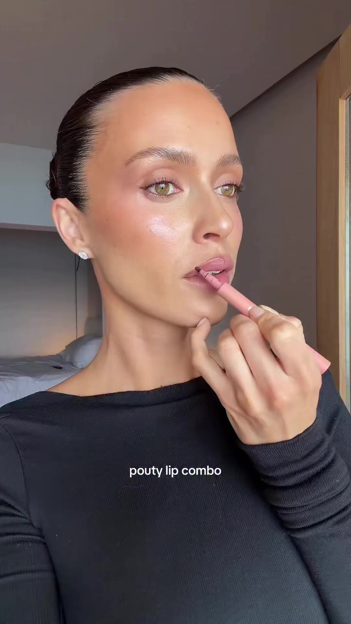 our founder @caseyjamess_ wears love bite in chai and power play in teddy 🪽