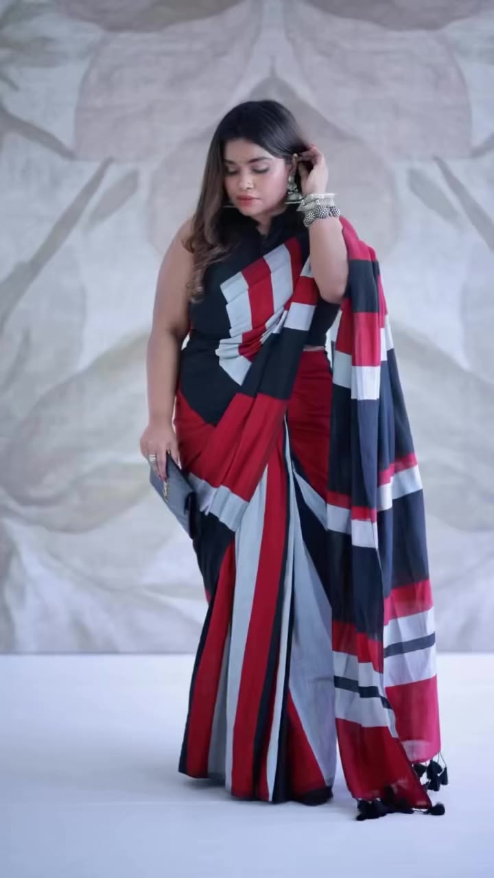 Saree in motion . . . #reeloftheday #reelitfeelit #pinterestinspired…