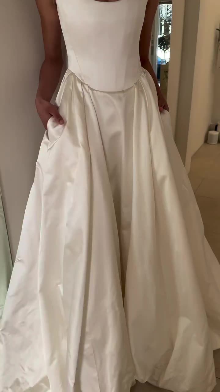 SERENA GOWN | The much anticipated Serena gown on the stunning @ruby.flower_…