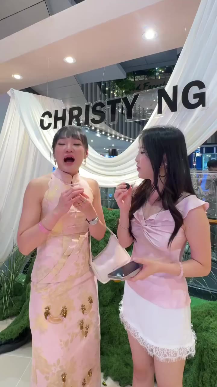 ជួបជាមួយនឹងអ្នកស្រី @christyemilylove, ដែលជាម្ចាស់ប្រេនរបស់ Christy Ng ✨…