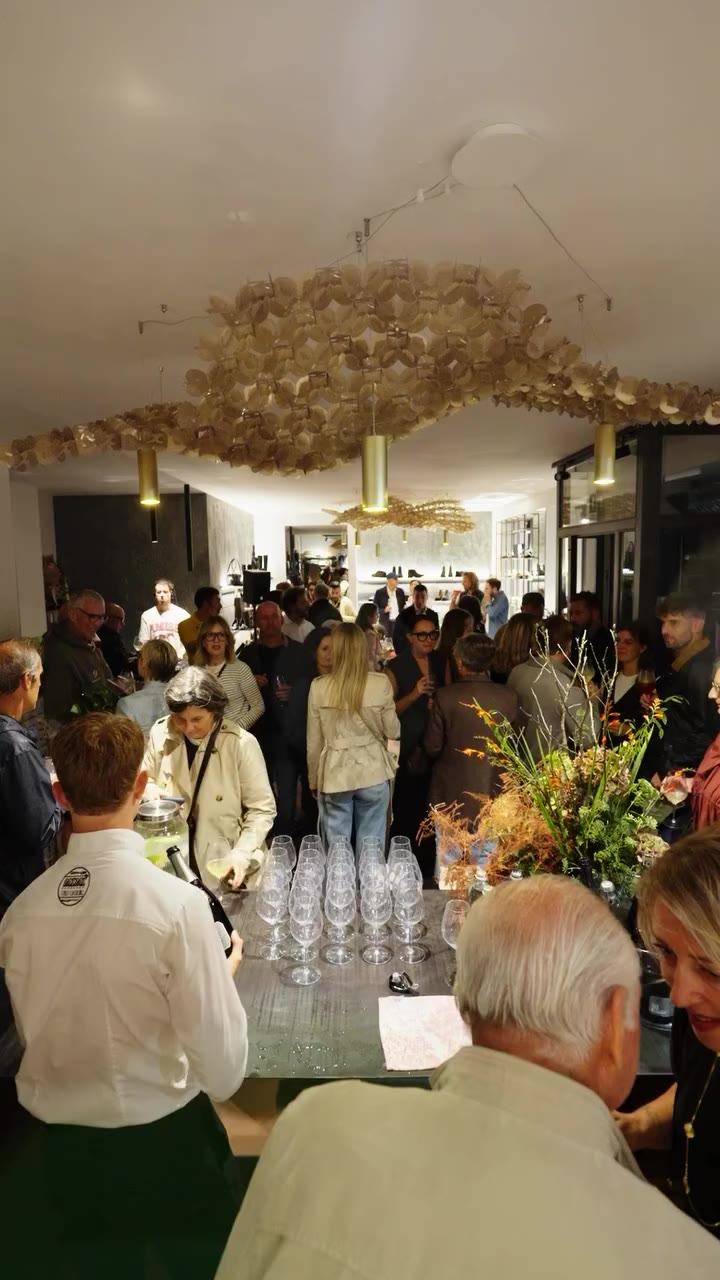 L’evento di inaugurazione è stata pura magia ✨ “GRAZIE a colui che è capace di…