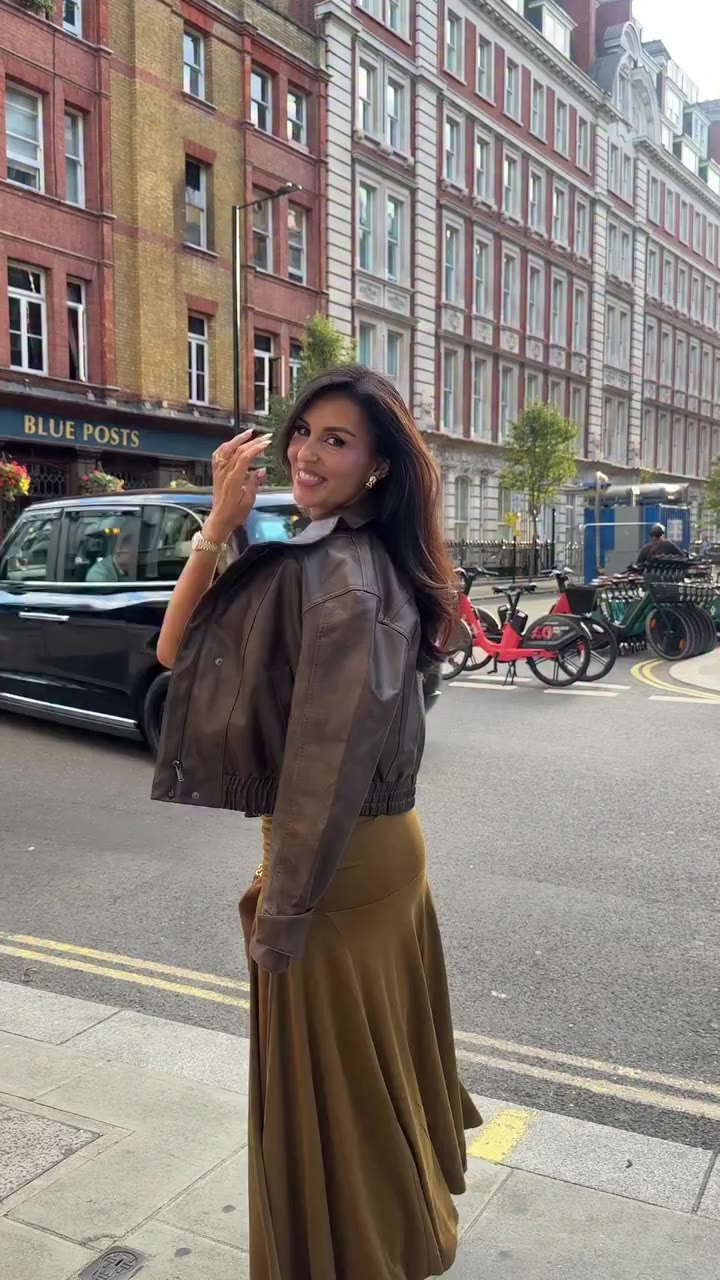 #Ad London nights with @very.ireland 🥹🩷 What a stunning evening celebrating…