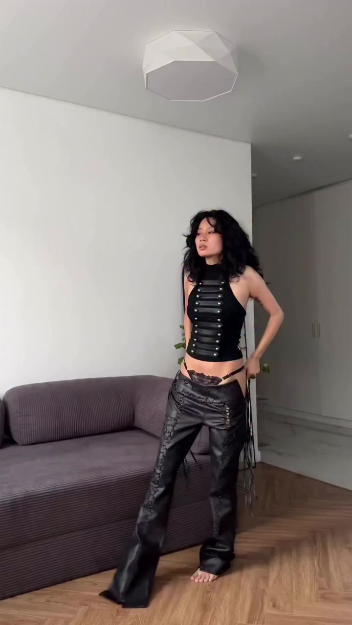 Serving looks