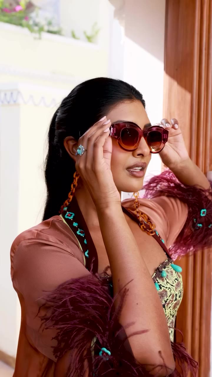 A @thierrylasry moment in Jaipur with @artofcollaborationofficial 🌸🕶️ 🕶️…