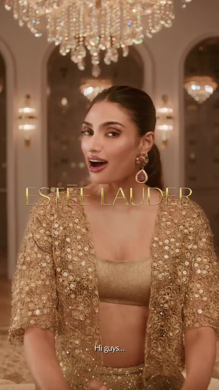 So I guess Ahan’s been taking notes. ✨ A little skincare, a lot of festive…