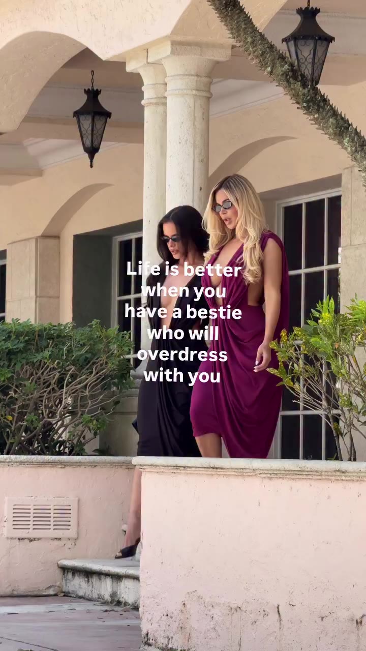 👯‍♀️ friends who over dress together, stay together @divamodafashioncouture