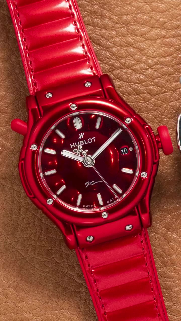 @tantantalum takes a closer look at the @hublot collaboration with @jeffkoons…