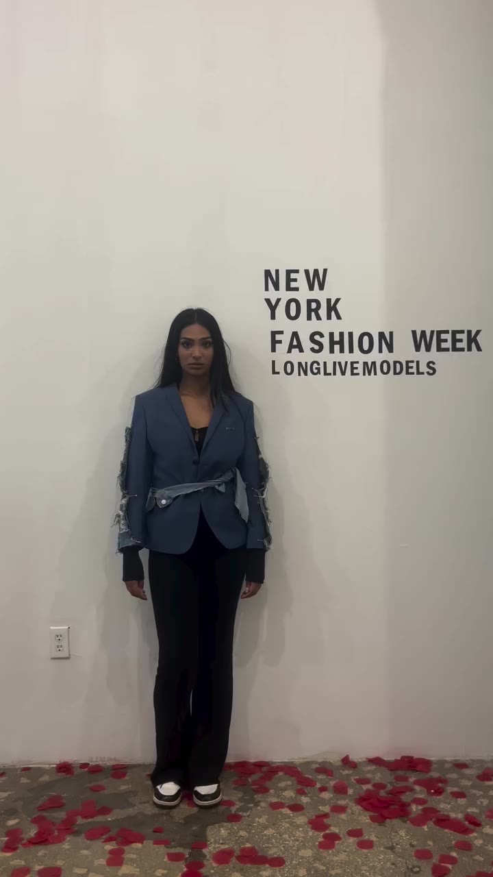 #nyfw @longlivetherunway Model @aliciathemagician Shop GIN SOL Exclusively at…