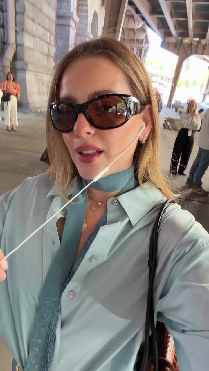 Let’s go on a people watching walk in New York - @ullajohnson NYFW show…