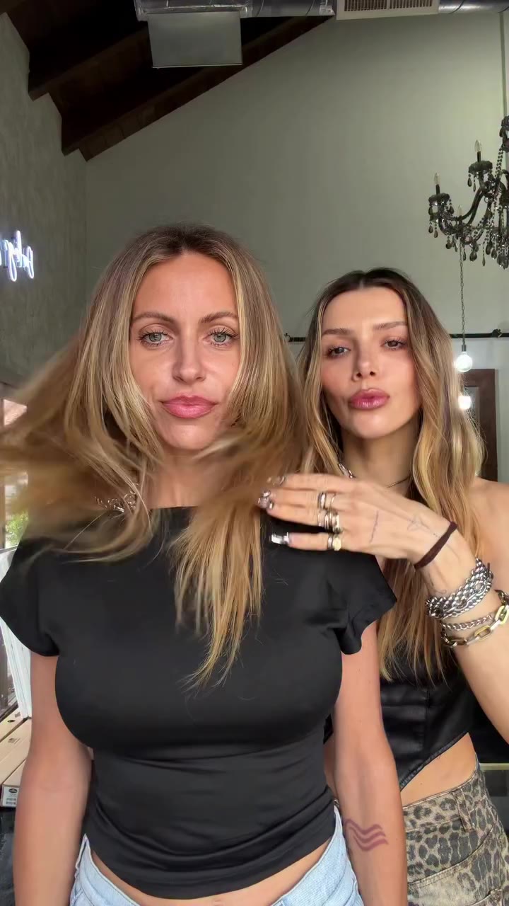 Summer hair but make it FALL. 🍂🤎 Transitioning into a new season doesn’t…