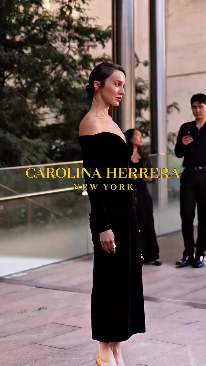 Taking over New York with @carolinaherrera 👠 #CarolinaHerrera…