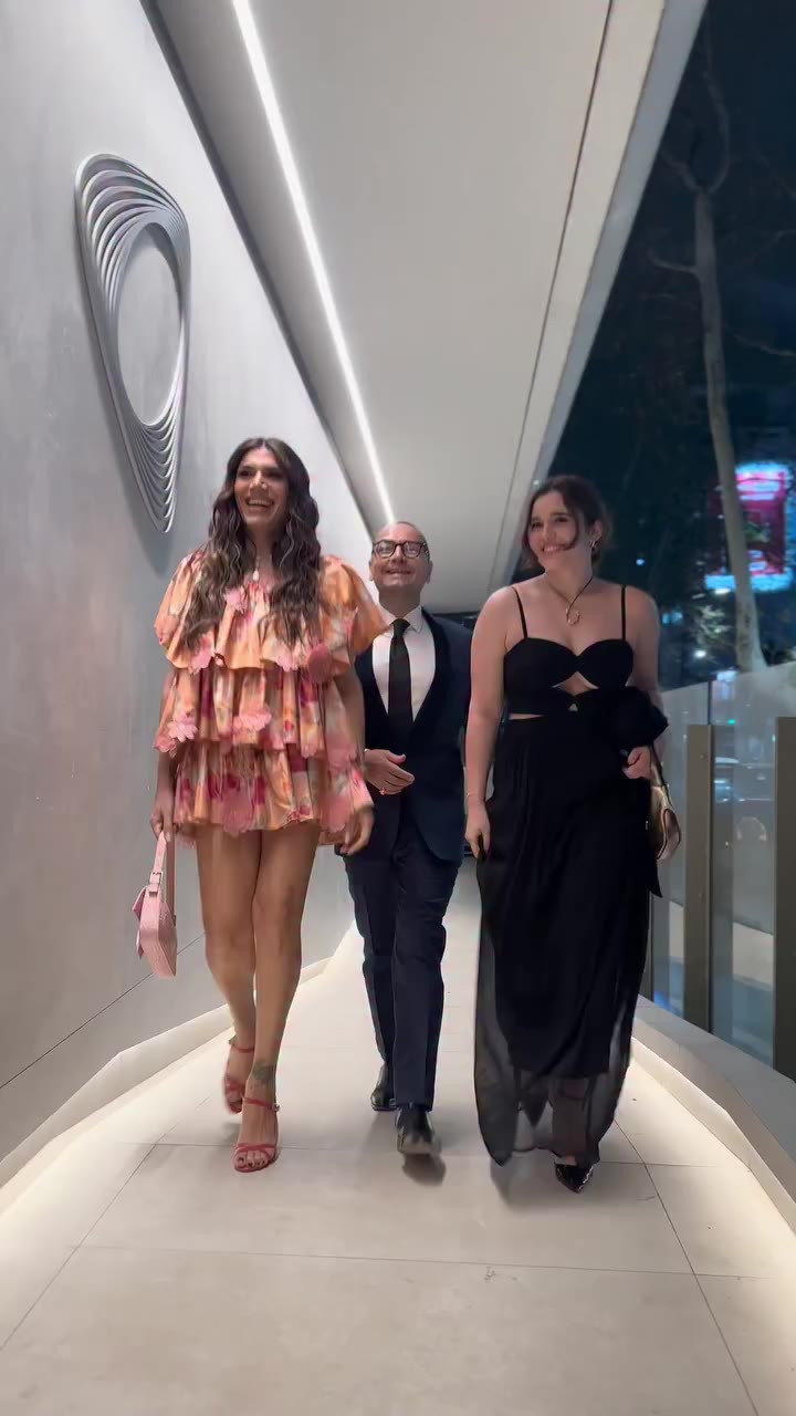 Felicitaciones!! @adrianbrownofficial Desfile primavera verano, un honor…