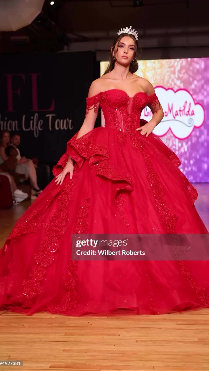 ✨ The amazing Ariana looked absolutely breathtaking in a gown created…