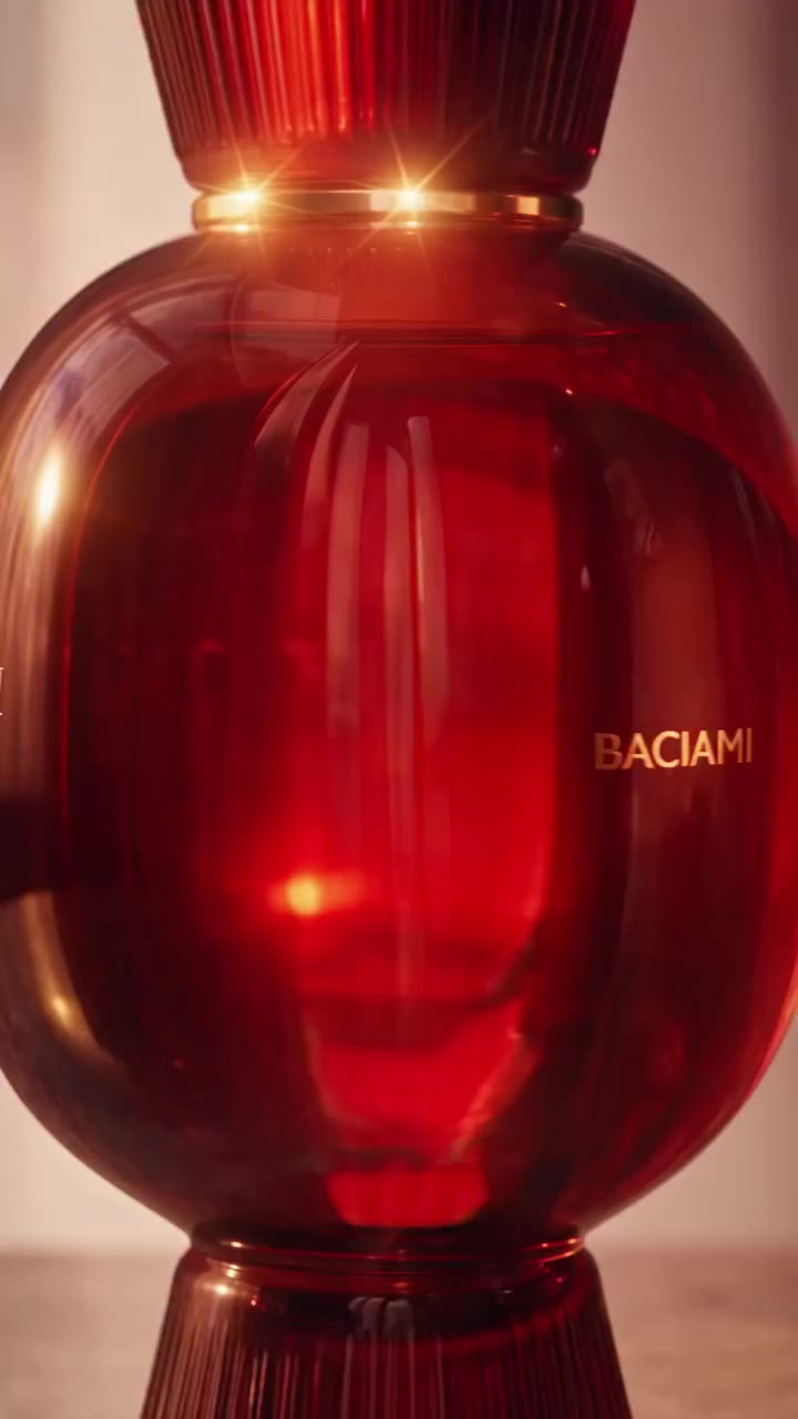 Introducing Baciami Ancora, a floral ambery signature where the luminous duo…