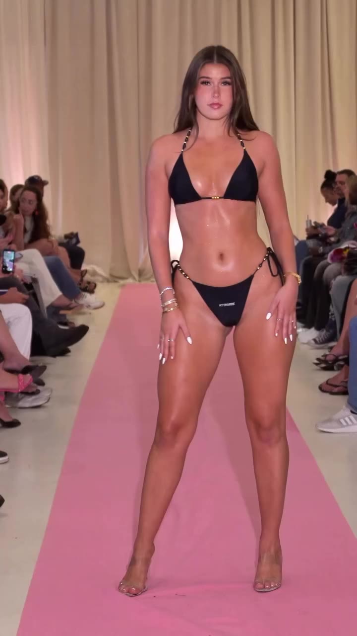 @attrarre during @nyswimcollective #foryou #runway #nyfw #modeling…