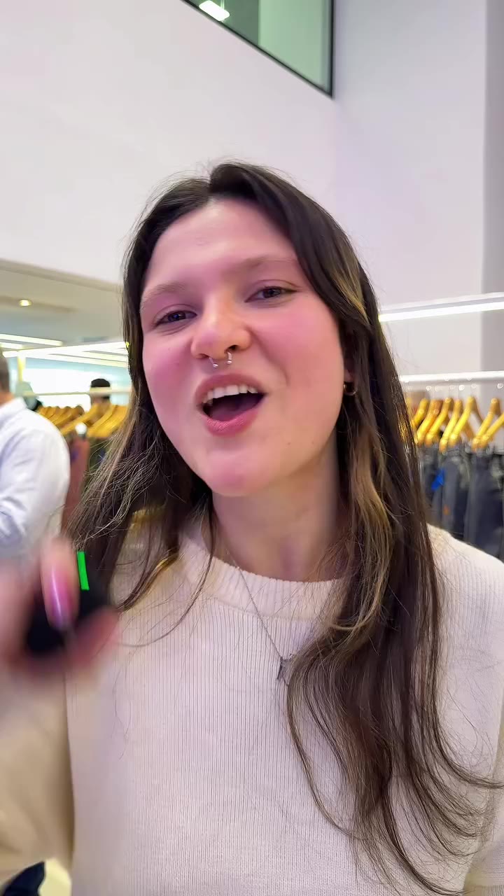 Com vocês: @nellenaa_ apresentando alguns looks sensacionais que vimos aqui…