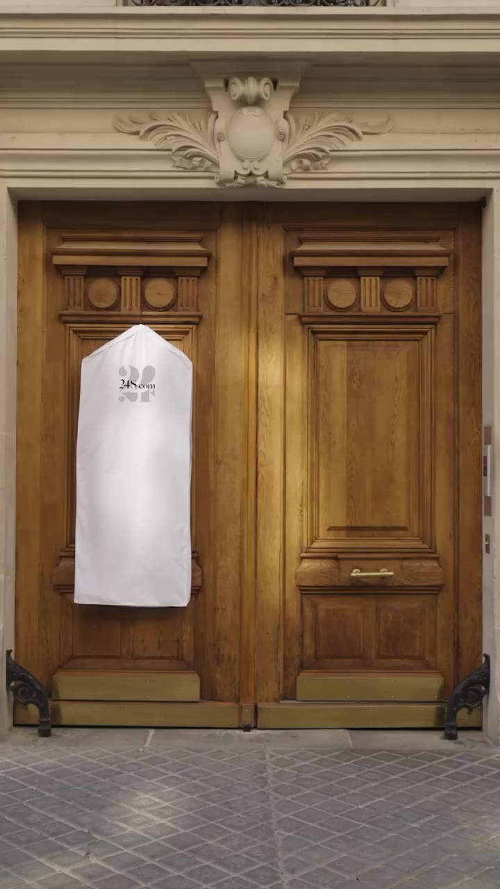 Door Stories - VIC & Personnel Shoppers Some doors lead to exceptional…