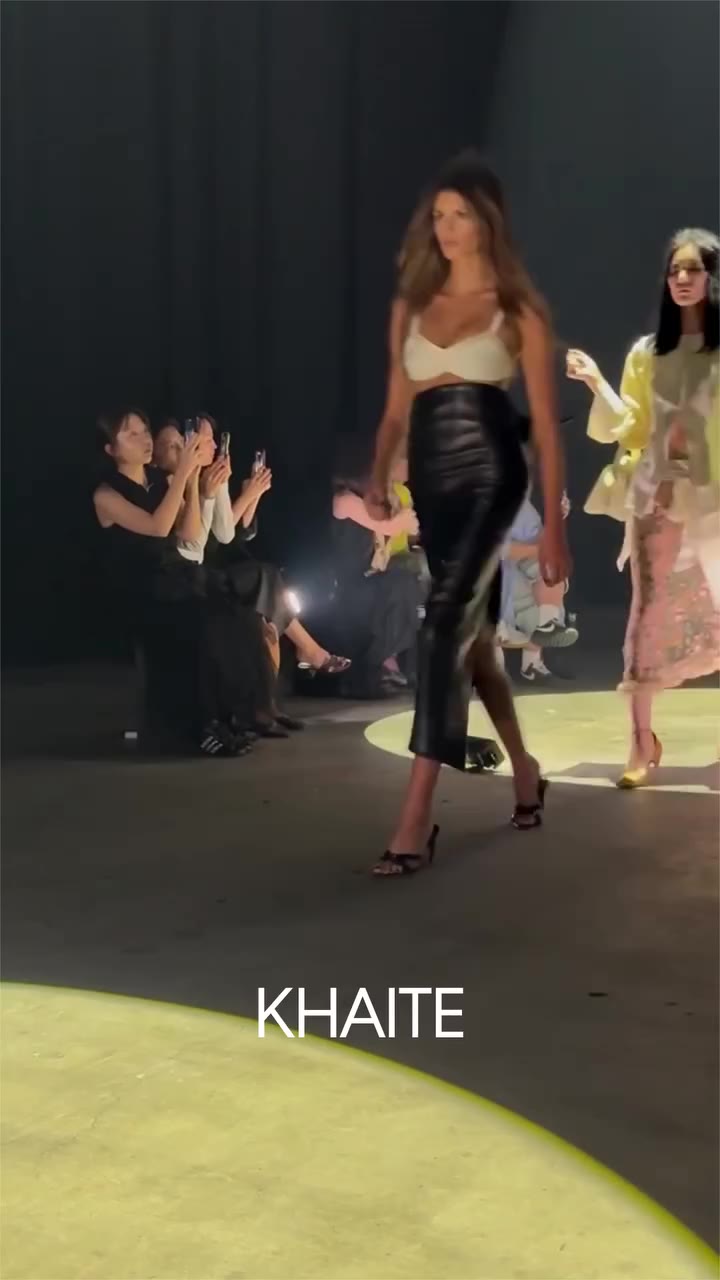 In a NY Fashion Week minute…